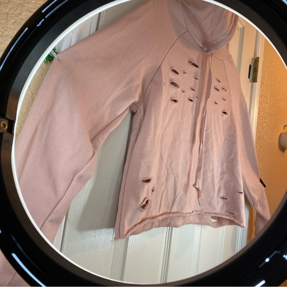 Rue21 Women M Hoodie Sweatshirt Crop Cut Out Holes Distressed Pullover Casual - Picture 6 of 11